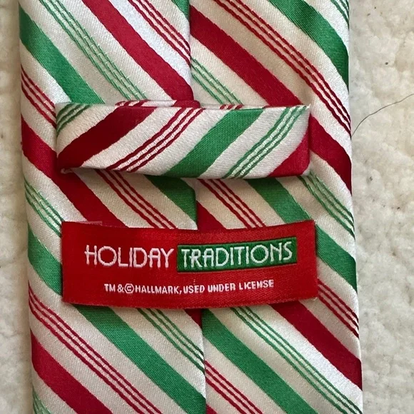 Hallmark holiday traditions Red and Green Striped Tie men one size Christmas - Picture 5 of 6
